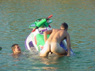 guys who like to get their kit off when they shouldn't
