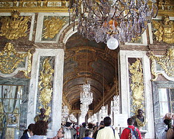 hallofmirrors.jpg