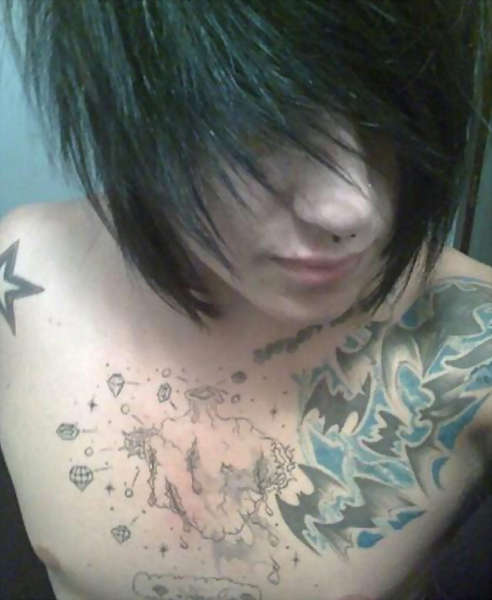 image of emo boy kissing